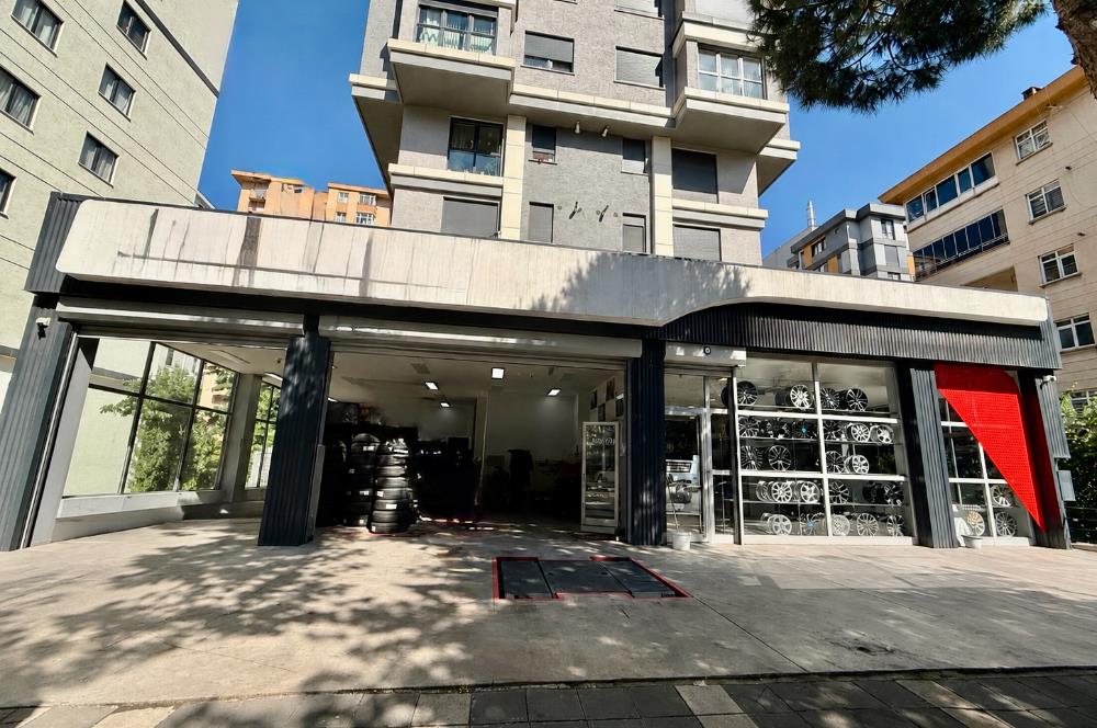 Bostancı Satılık Dükkan 600m2 Ana Caddeye 18mt Cepheli Mağza