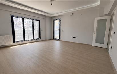 Karşıyaka Örnekköy'de Çameria Projesinde Sıfır 3+1 Satılık Daire