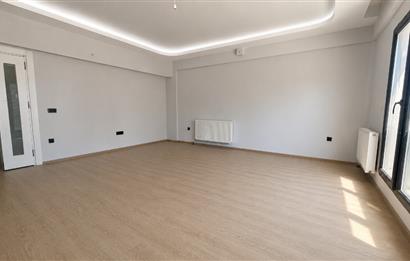 Karşıyaka Örnekköy'de Çameria Projesinde Sıfır 3+1 Satılık Daire