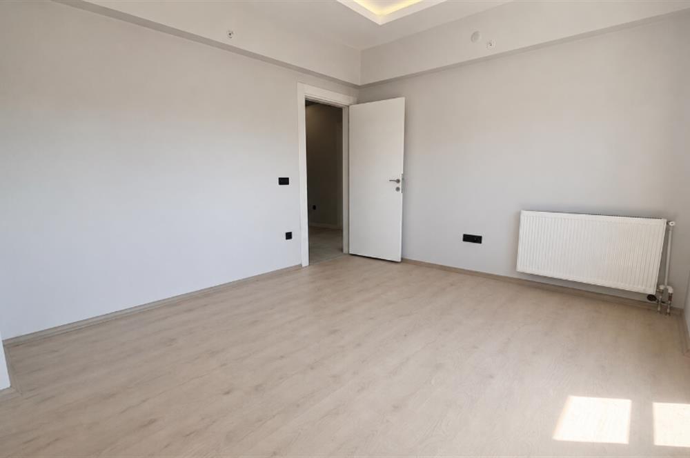 Karşıyaka Örnekköy'de Çameria Projesinde Sıfır 3+1 Satılık Daire
