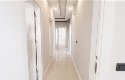 Karşıyaka Örnekköy'de Çameria Projesinde Sıfır 3+1 Satılık Daire