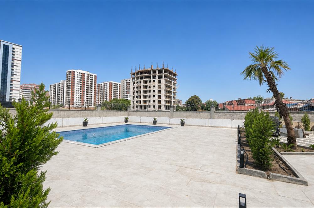 Karşıyaka Örnekköy'de Çameria Projesinde Sıfır 3+1 Satılık Daire