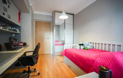 ÇEKMEKÖY'ÜN PRESTİJLİ SİTESİ SERENA EVLERİ'NDE 3+1 SATILIK DAİRE