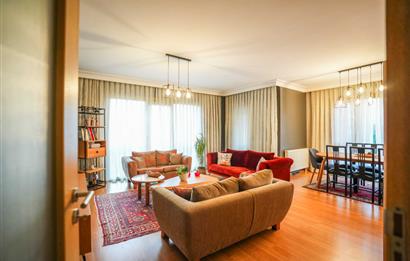 ÇEKMEKÖY'ÜN PRESTİJLİ SİTESİ SERENA EVLERİ'NDE 3+1 SATILIK DAİRE