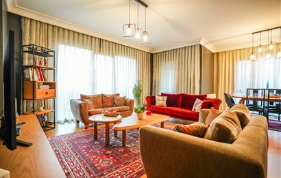 ÇEKMEKÖY'ÜN PRESTİJLİ SİTESİ SERENA EVLERİ'NDE 3+1 SATILIK DAİRE