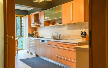 ÇEKMEKÖY'ÜN PRESTİJLİ SİTESİ SERENA EVLERİ'NDE 3+1 SATILIK DAİRE