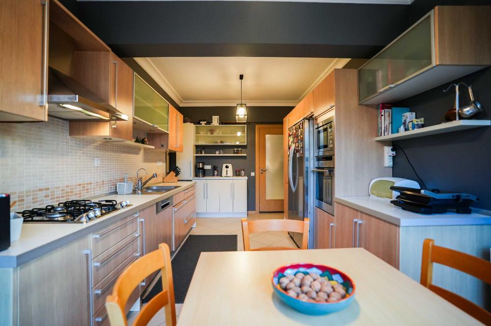ÇEKMEKÖY'ÜN PRESTİJLİ SİTESİ SERENA EVLERİ'NDE 3+1 SATILIK DAİRE