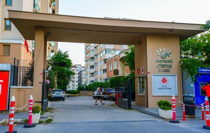 ÇEKMEKÖY'ÜN PRESTİJLİ SİTESİ SERENA EVLERİ'NDE 3+1 SATILIK DAİRE