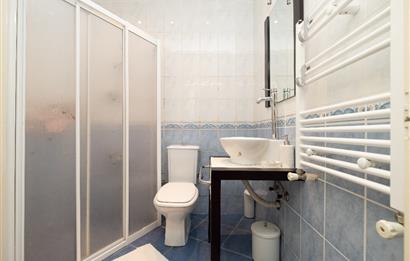 BEYKOZ ÖRNEKKÖY’DE YATIRIMLIK 1.338 M² ARSA PAYI VE MEVCUT TRİPLEKS VİLLA