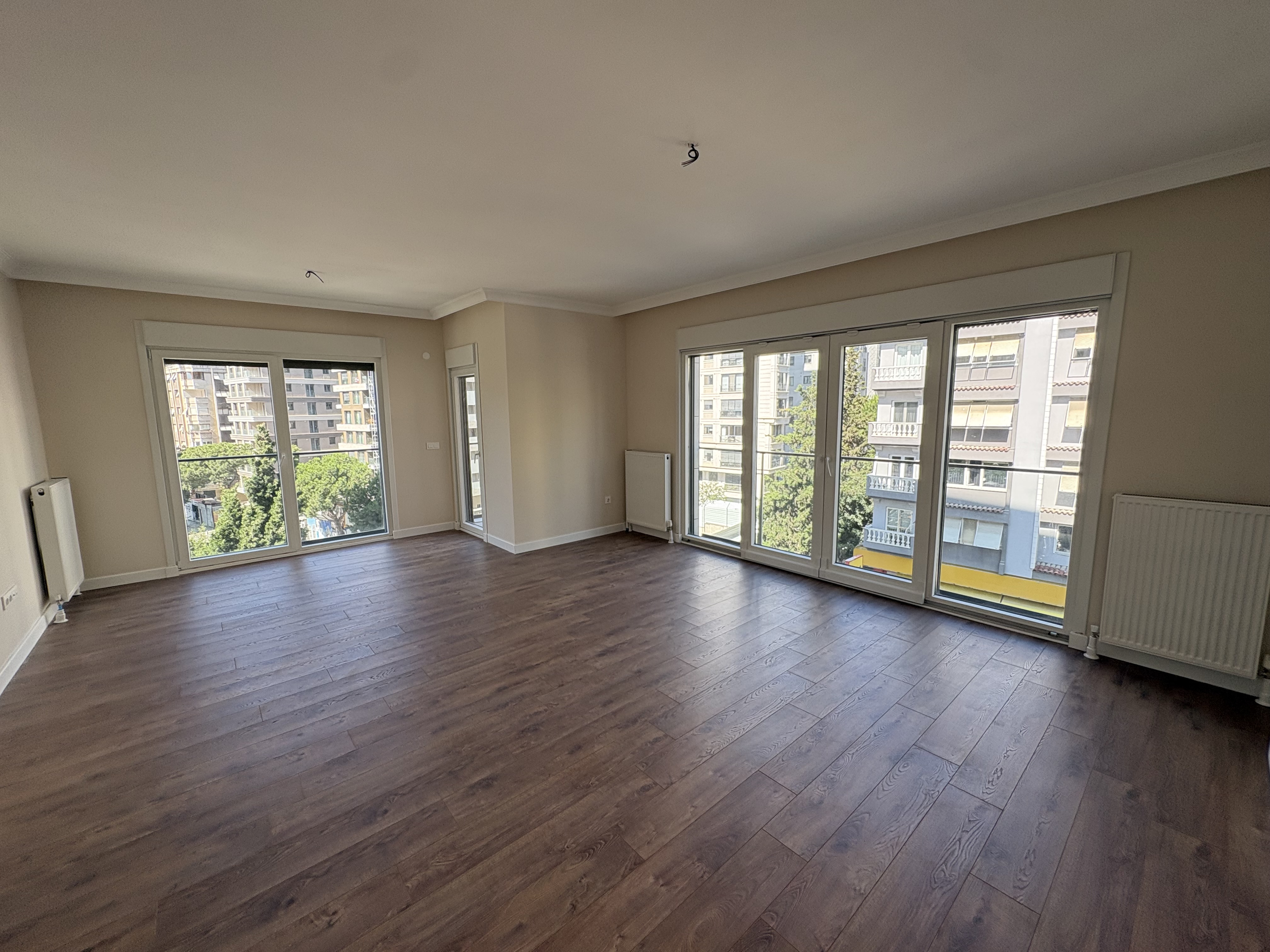 SUADIYE AYŞEÇAVUŞ 3+1 SATILIK 3+1 DAİRE
