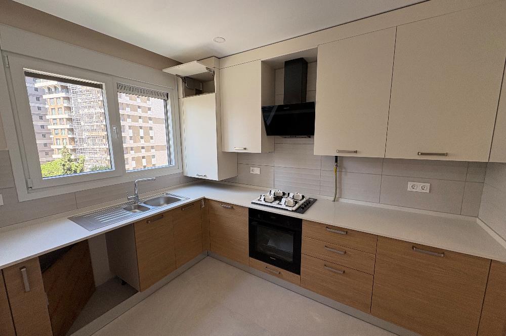 SUADIYE AYŞEÇAVUŞ 3+1 SATILIK 3+1 DAİRE