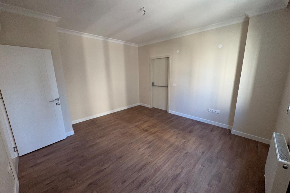 SUADIYE AYŞEÇAVUŞ 3+1 SATILIK 3+1 DAİRE