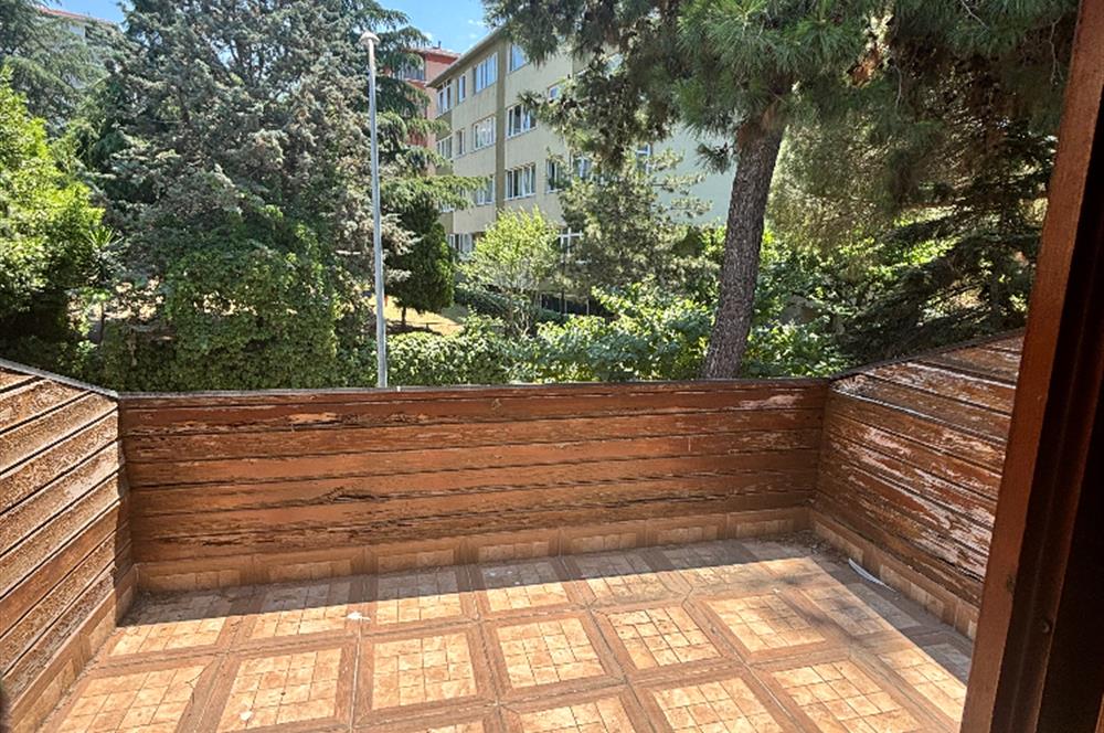 KOŞUYOLU'NUN KALBİNDE,ÇAMLARIN ARASINDA MÜSTAKİL HAVUZLU SATILIK