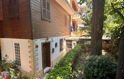 KOŞUYOLU'NUN KALBİNDE,ÇAMLARIN ARASINDA MÜSTAKİL HAVUZLU SATILIK