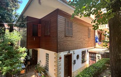 KOŞUYOLU'NUN KALBİNDE,ÇAMLARIN ARASINDA MÜSTAKİL HAVUZLU SATILIK