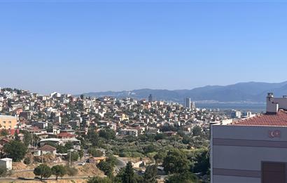 Egekent Şirinevler Sitesi'nde Komple Tadilatlık 3+1 Fırsat Daire 