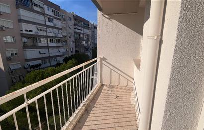 Egekent Şirinevler Sitesi'nde Komple Tadilatlık 3+1 Fırsat Daire 