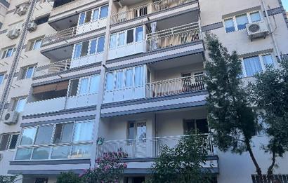 Egekent Şirinevler Sitesi'nde Komple Tadilatlık 3+1 Fırsat Daire 