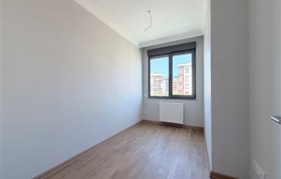 Göztepe Pınar Sokak'ta Açık Mutfaklı 52 m2 Net 2+1 Kiralık Daire