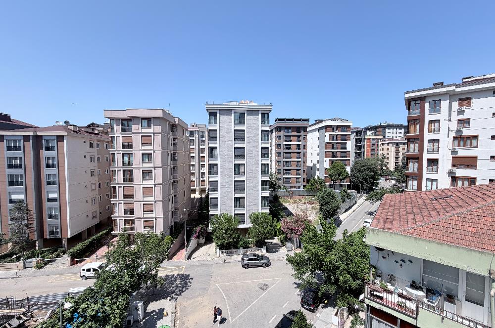 Göztepe Pınar Sokak'ta Açık Mutfaklı 52 m2 Net 2+1 Kiralık Daire