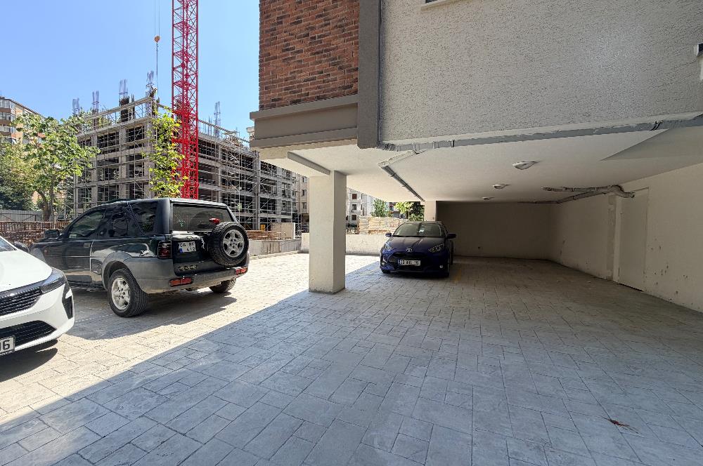 Göztepe Pınar Sokak'ta Açık Mutfaklı 52 m2 Net 2+1 Kiralık Daire