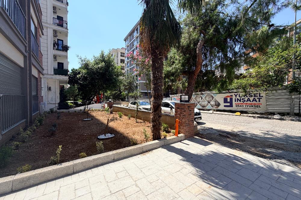 Göztepe Pınar Sokak'ta Açık Mutfaklı 52 m2 Net 2+1 Kiralık Daire