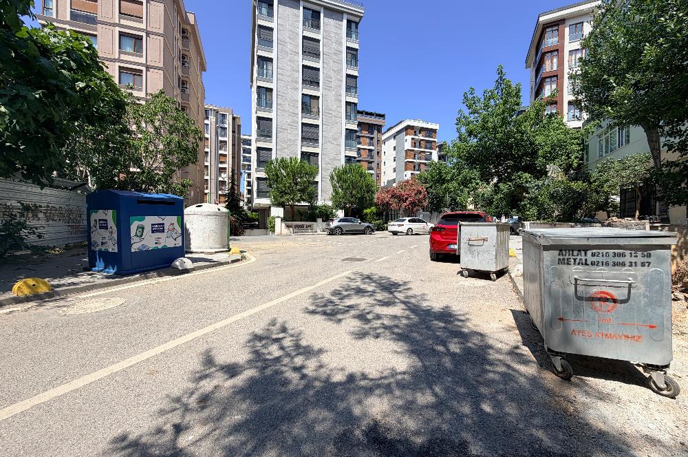 Göztepe Pınar Sokak'ta Açık Mutfaklı 52 m2 Net 2+1 Kiralık Daire