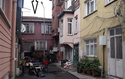 Fatih Cibali'de Satılık 6+2 Bahçeli Müstakil Ev ve Arsası