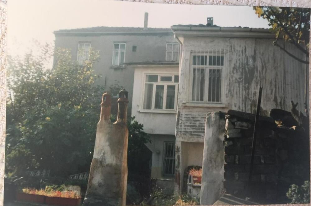 Fatih Cibali'de Satılık 6+2 Bahçeli Müstakil Ev ve Arsası