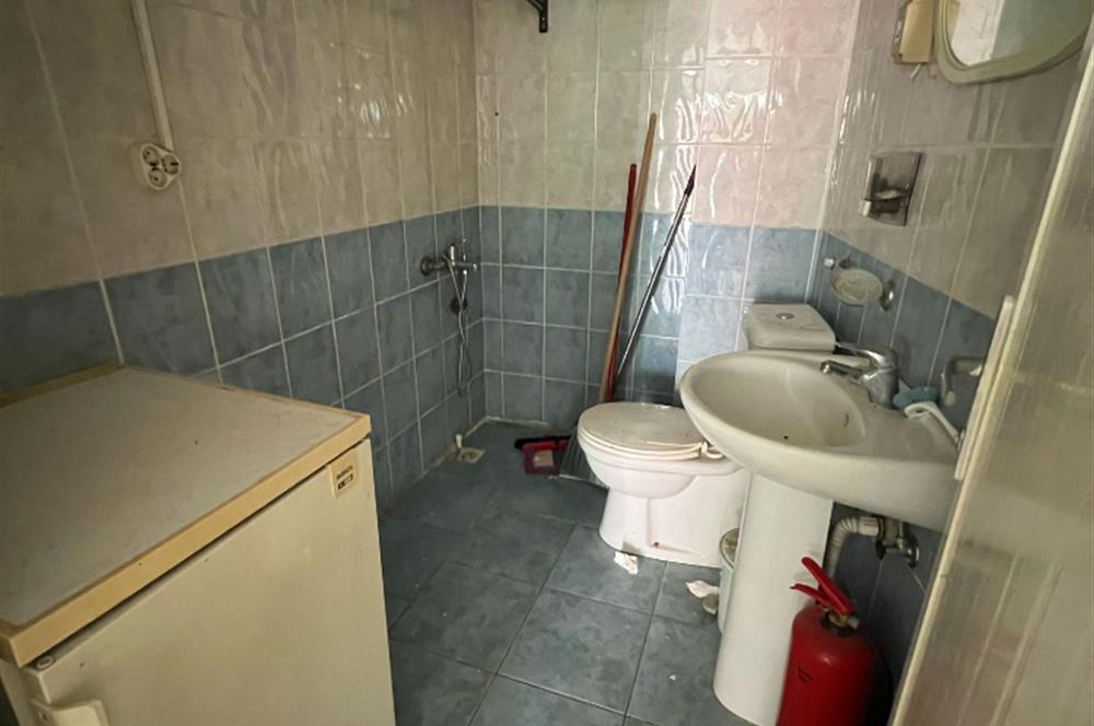 Bodrum Atatürk Caddesi'nde Kiralık 55 m² Dükkan