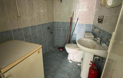 Bodrum Atatürk Caddesi'nde Kiralık 55 m² Dükkan