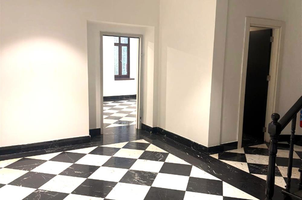 Akaretler Kiralık Villa Ofis 467m2 KDV Avantajlı Prestijli Ofis