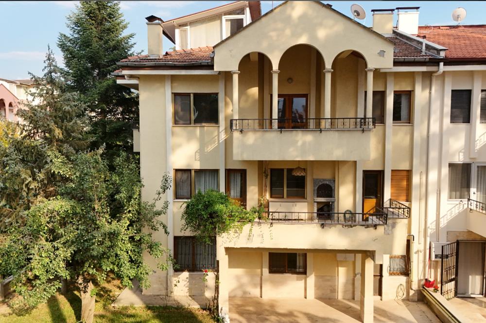 C21 LOFT'TAN ÇAMLIK YEŞİLKENT SİTESİNDE SATILIK MÜSTAKİL VİLLA