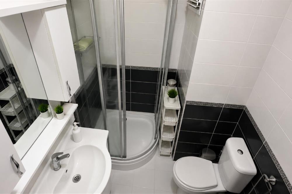 KAĞITHANE ÇAĞLAYAN'DA MERKEZİ KONUMDA 2+1 SATILIK DAİRE