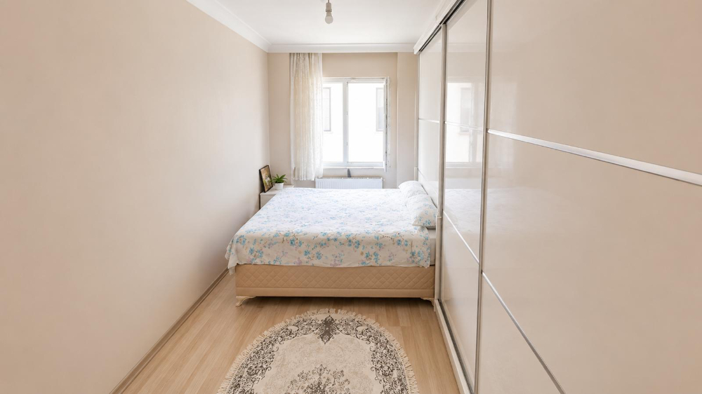 KAĞITHANE ÇAĞLAYAN'DA MERKEZİ KONUMDA 2+1 SATILIK DAİRE