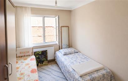 KAĞITHANE ÇAĞLAYAN'DA MERKEZİ KONUMDA 2+1 SATILIK DAİRE