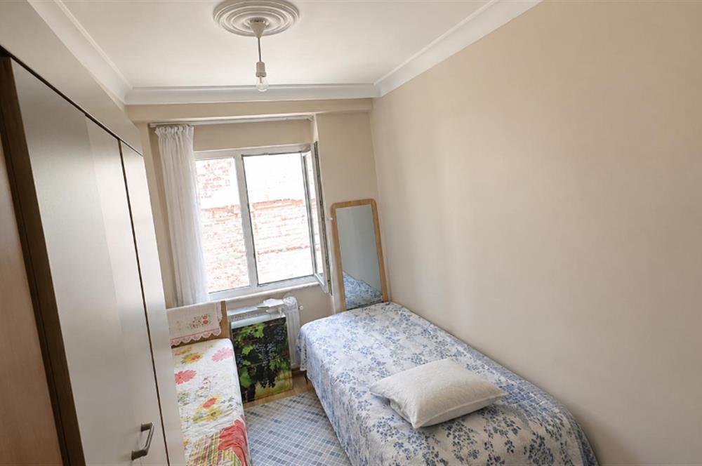KAĞITHANE ÇAĞLAYAN'DA MERKEZİ KONUMDA 2+1 SATILIK DAİRE