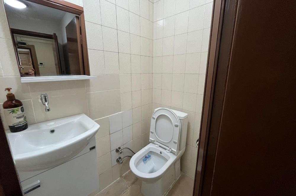 KADIKÖY'DE TABELA DEĞERİ YÜKSEK SATILIK 2 ADET OFİS & İŞ YERİ