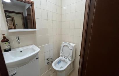 KADIKÖY'DE TABELA DEĞERİ YÜKSEK SATILIK 2 ADET OFİS & İŞ YERİ