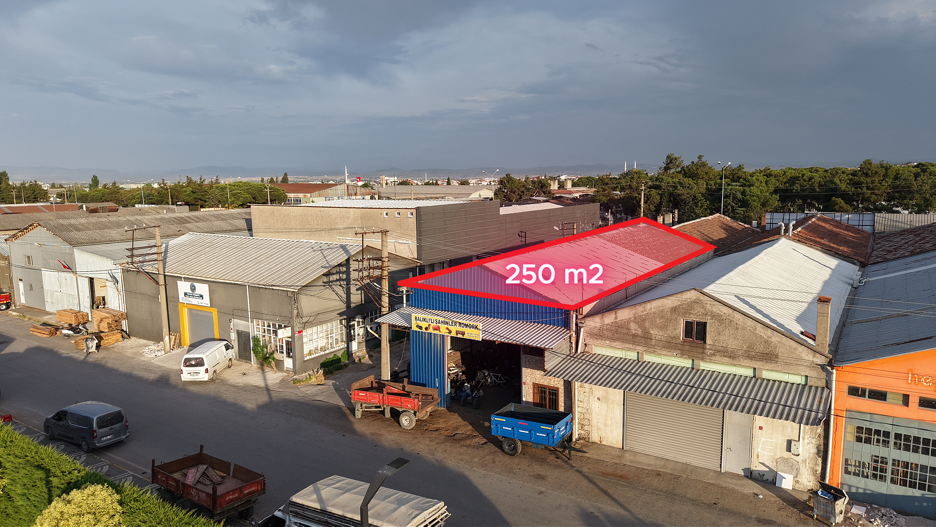 AVLU KARŞISINDA 250 m2 SATILIK İMALATHANE-DÜKKAN