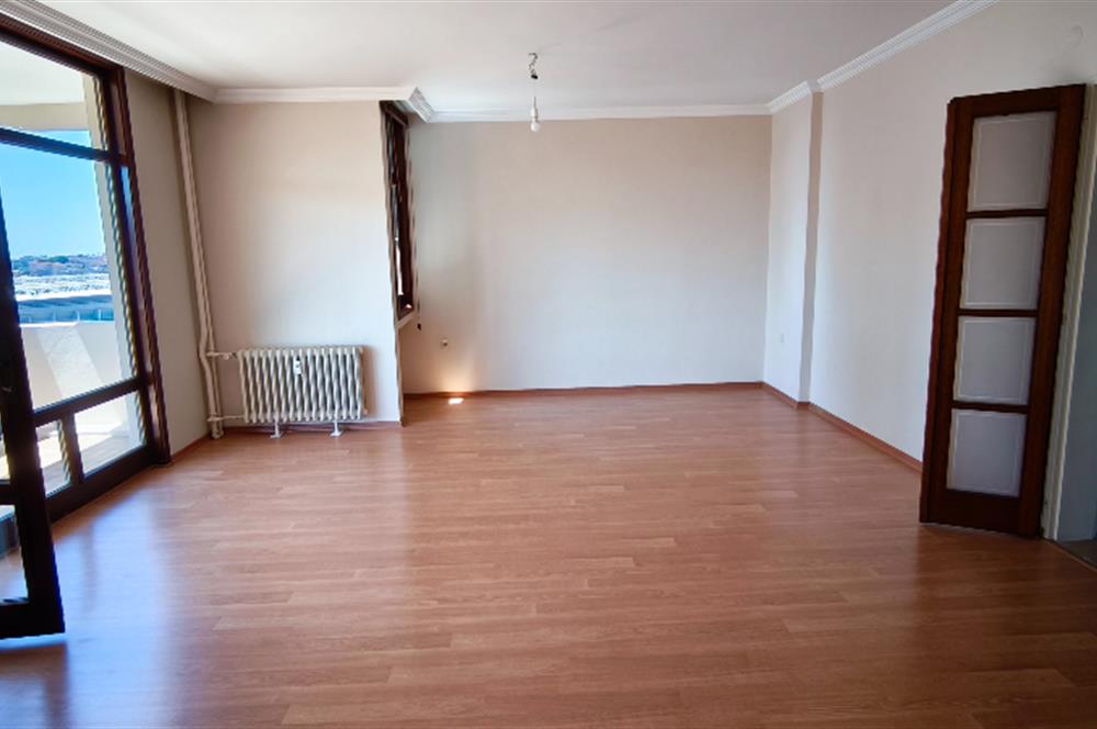 Beyaz Köşk Sitesi Ferah Kiralık 3+1 Daire