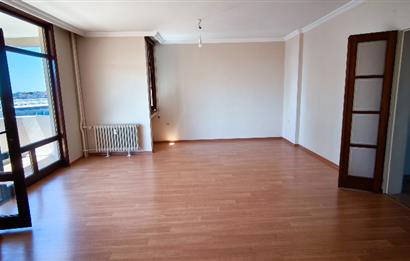Beyaz Köşk Sitesi Ferah Kiralık 3+1 Daire