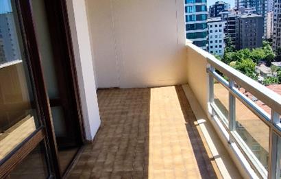 Beyaz Köşk Sitesi Ferah Kiralık 3+1 Daire