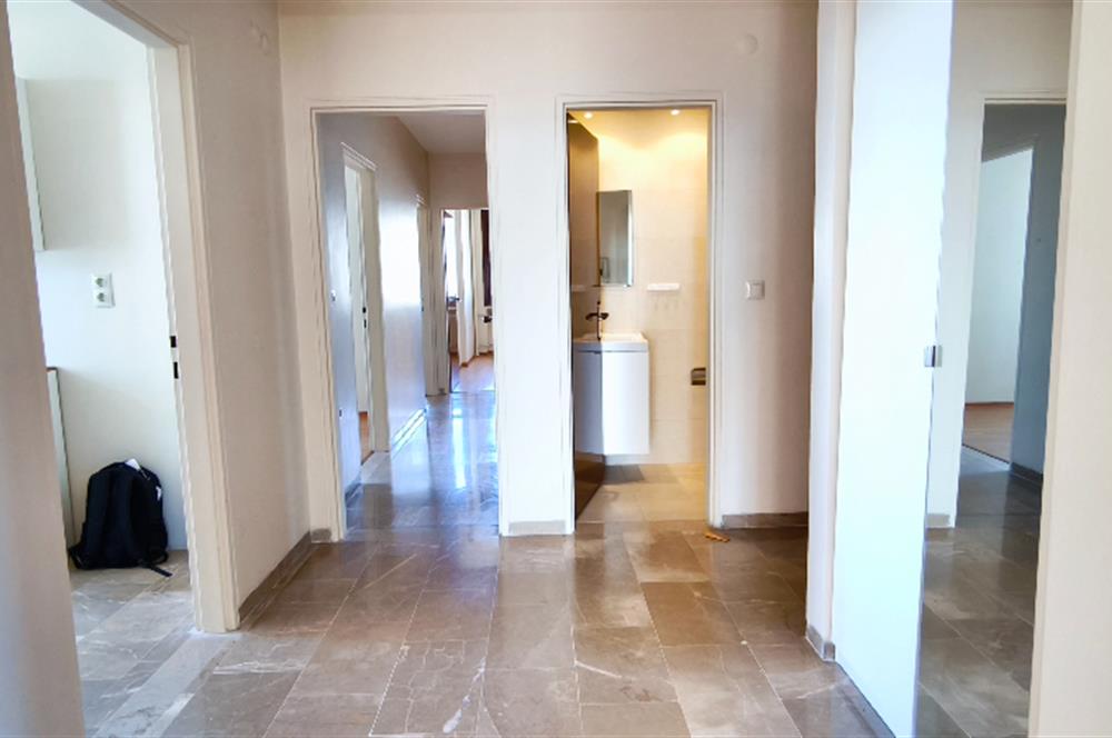 Beyaz Köşk Sitesi Ferah Kiralık 3+1 Daire
