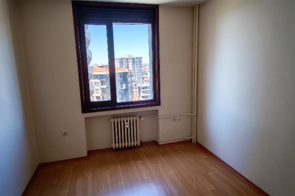 Beyaz Köşk Sitesi Ferah Kiralık 3+1 Daire