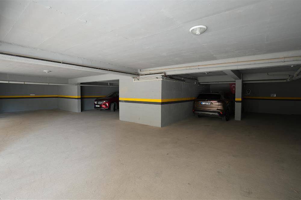C21 Cius; Denizpark Panoramada Havuzlu 3+1 Ara Kat Satılık Daire
