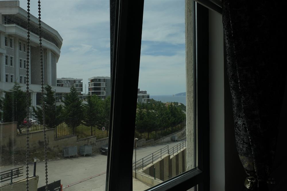 C21 Cius; Denizpark Panoramada Havuzlu 3+1 Ara Kat Satılık Daire