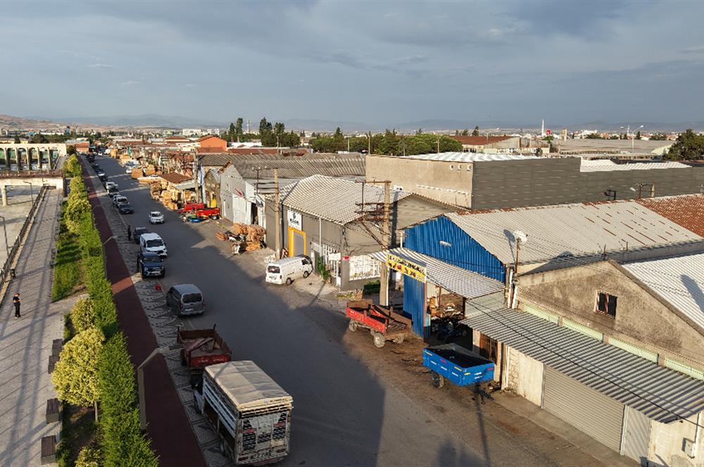 AVLU KARŞISINDA 250 m2 SATILIK İMALATHANE-DÜKKAN