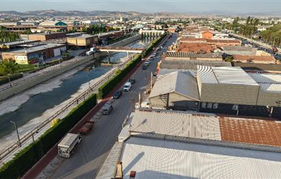 AVLU KARŞISINDA 250 m2 SATILIK İMALATHANE-DÜKKAN