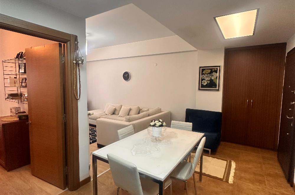 Karşıyaka Demirköprü Eşyalı 1+1 